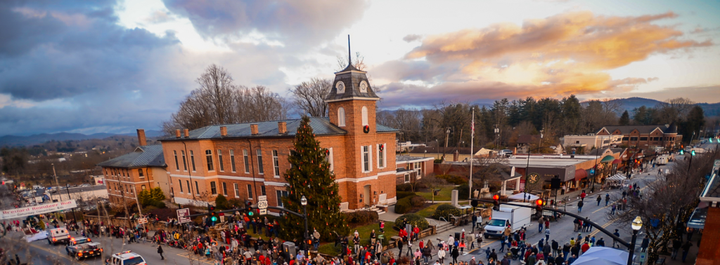 BrevardHolidayTwilightTour-explore-brevard